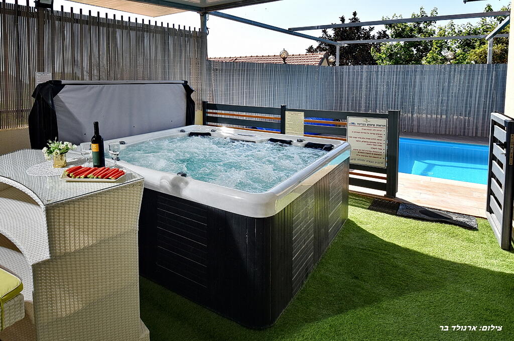 וילה קאסה אור המוריה צפון  17  נופש - וי פור ויקיישן - V for Vacation