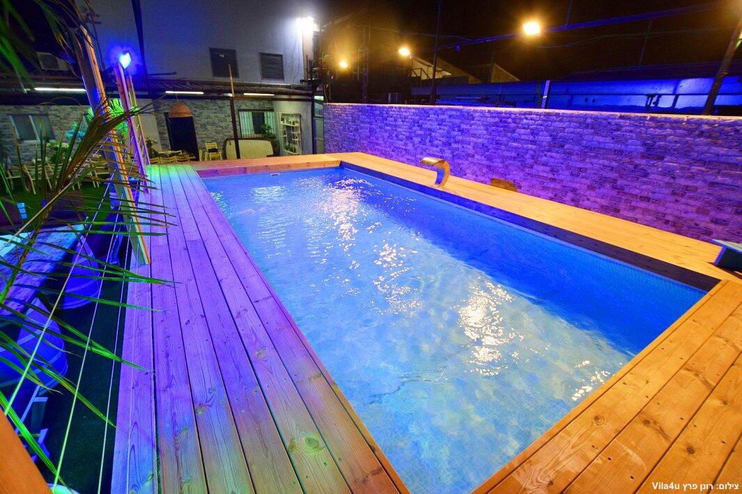 אופוריה נתניה מרכז  4  נופש - וי פור ויקיישן - V for Vacation