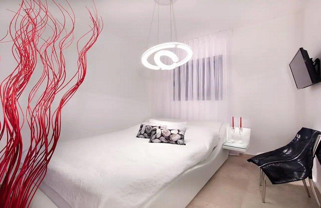 רויאל פנטהאוז מרכז  24  נופש - וי פור ויקיישן - V for Vacation