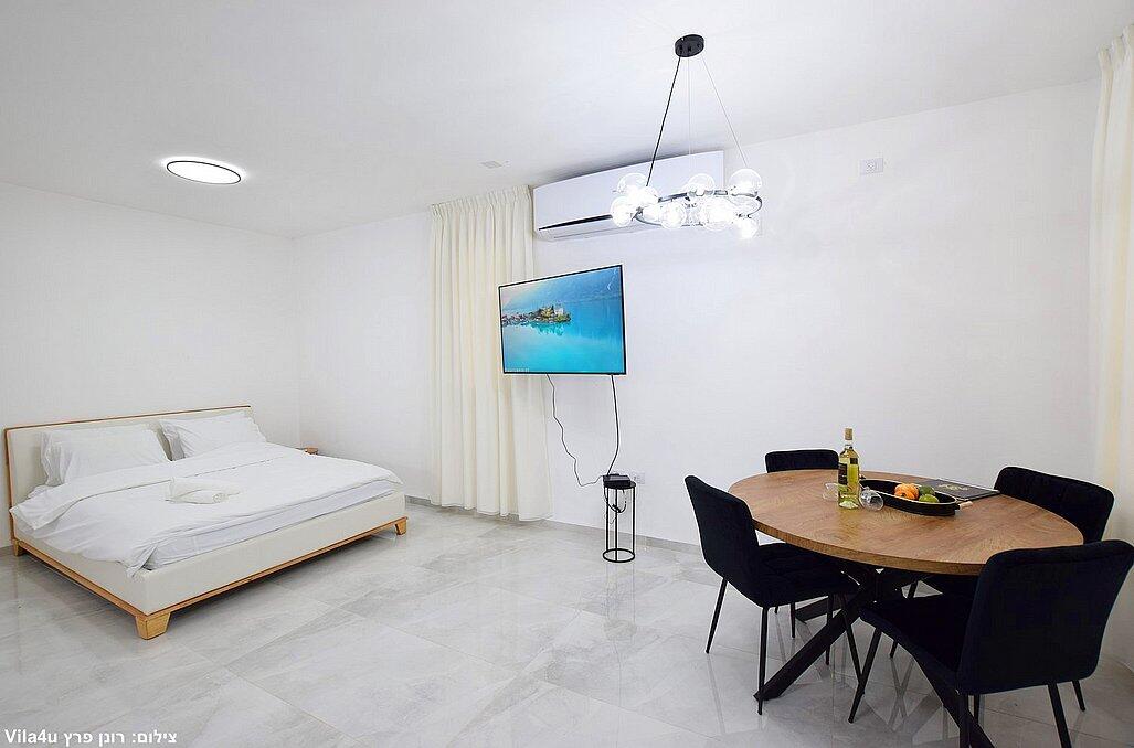 סוויטות אמור בגליל צפון  8  נופש - וי פור ויקיישן - V for Vacation