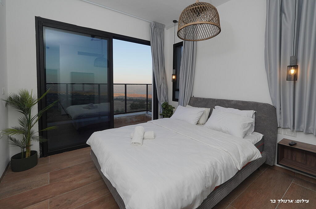 וילה סירקל – Villa Circle צפון  19  נופש - וי פור ויקיישן - V for Vacation