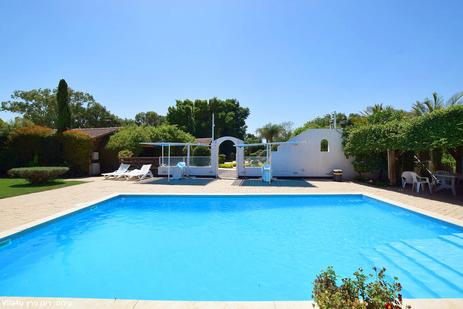 אחוזת הגלבוע צפון  17  נופש - וי פור ויקיישן - V for Vacation