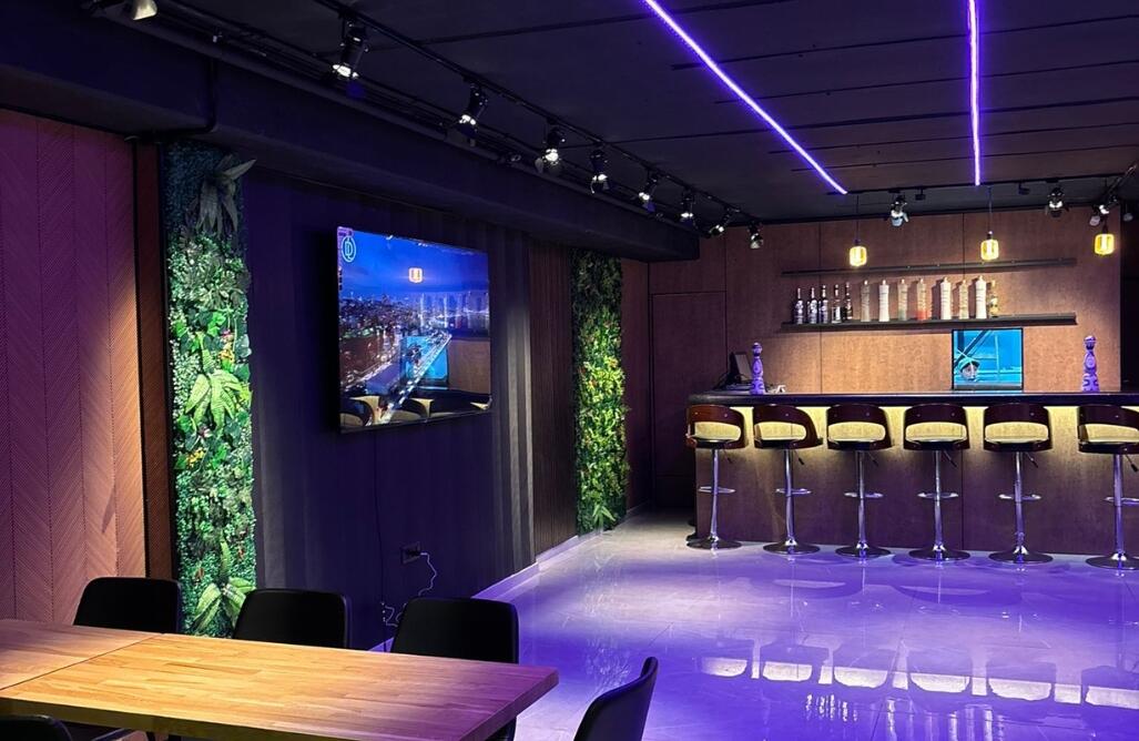 קוואלי רוף טופ - Cavalli Roof Top מרכז  1  לופט 4 יו