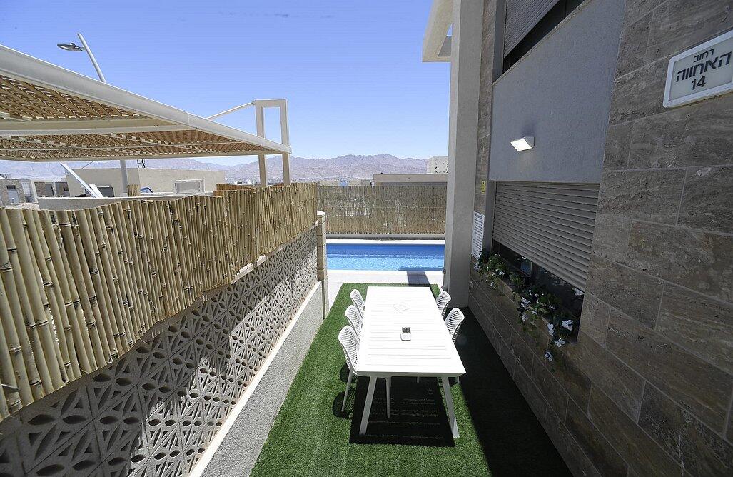 וילה שירת הים דרום  26  נופש - וי פור ויקיישן - V for Vacation