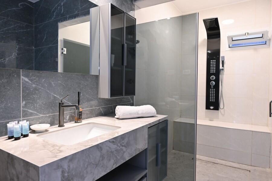 וילה לה רוסה - La Rosa צפון  17  נופש - וי פור ויקיישן - V for Vacation