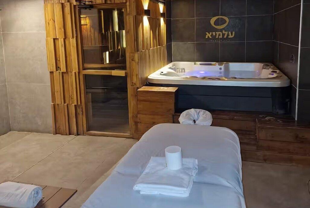 וילה עלמיא מרכז  5  נופש - וי פור ויקיישן - V for Vacation