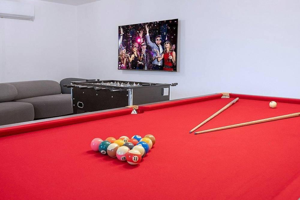 וילה רויאל טווינס בוטיק צפון  29  נופש - וי פור ויקיישן - V for Vacation