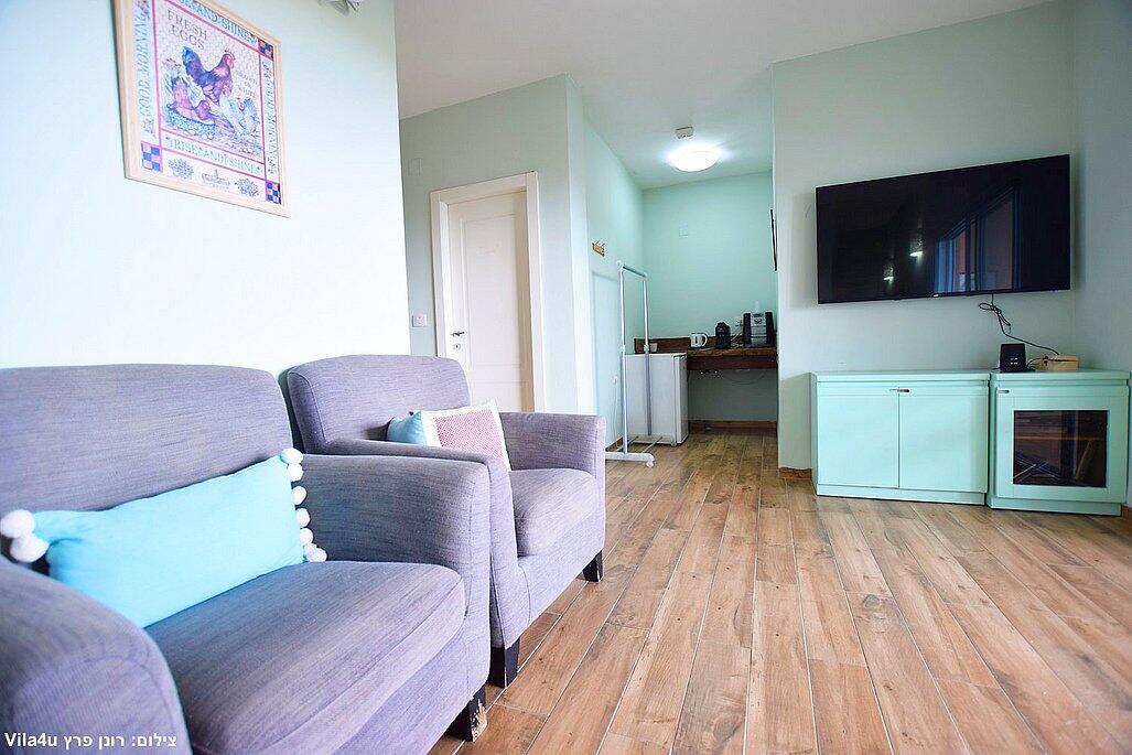 וילה בלו ביי צפון  10  נופש - וי פור ויקיישן - V for Vacation