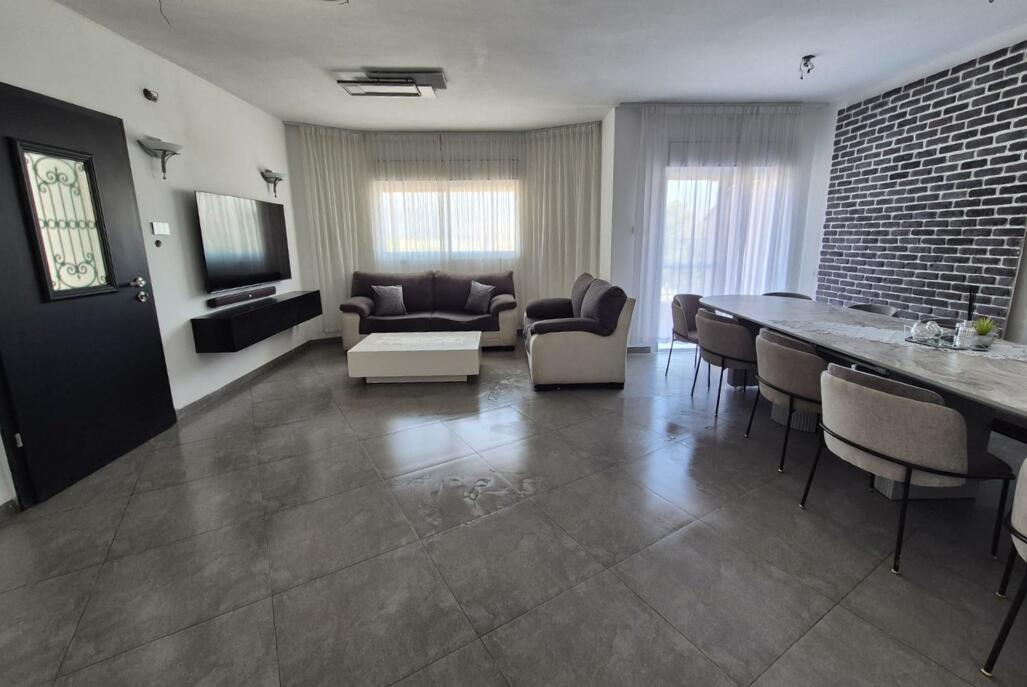 אלת הגליל צפון  3  נופש - וי פור ויקיישן - V for Vacation