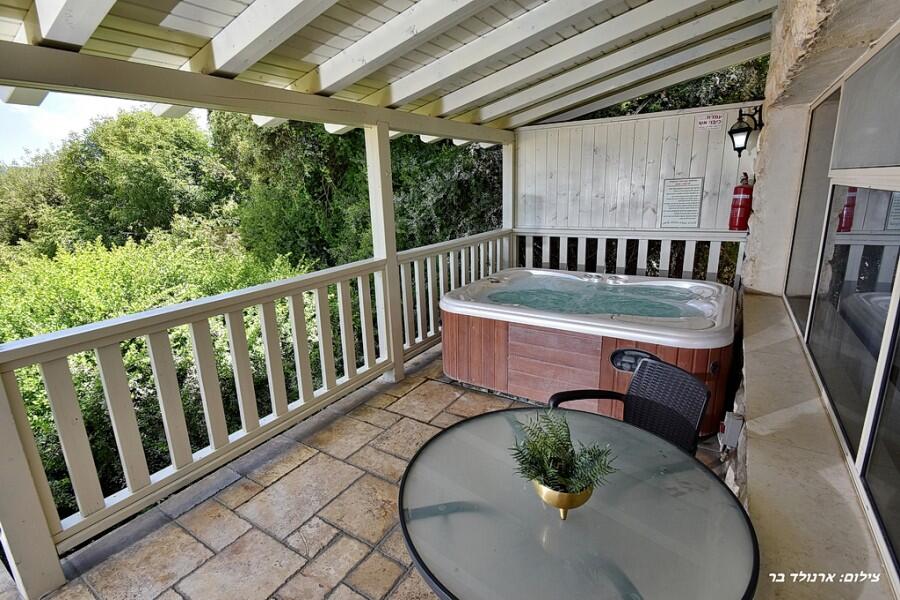 סוויטות חוויה בגורן צפון  8  נופש - וי פור ויקיישן - V for Vacation