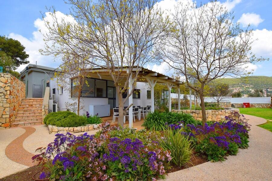 קבוצת פלאזה בוטיק צפון  9  נופש - וי פור ויקיישן - V for Vacation