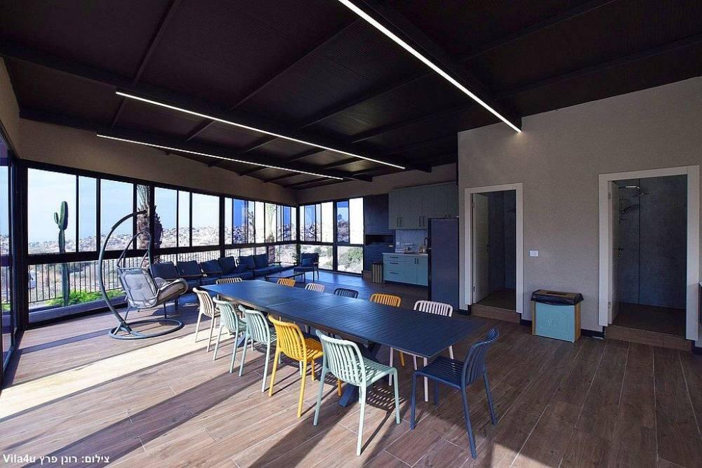 אחוזת לונריה צפון  19  נופש - וי פור ויקיישן - V for Vacation