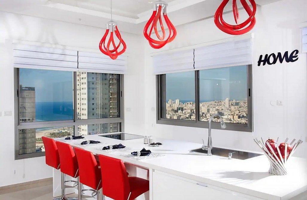 רויאל פנטהאוז מרכז  14  נופש - וי פור ויקיישן - V for Vacation