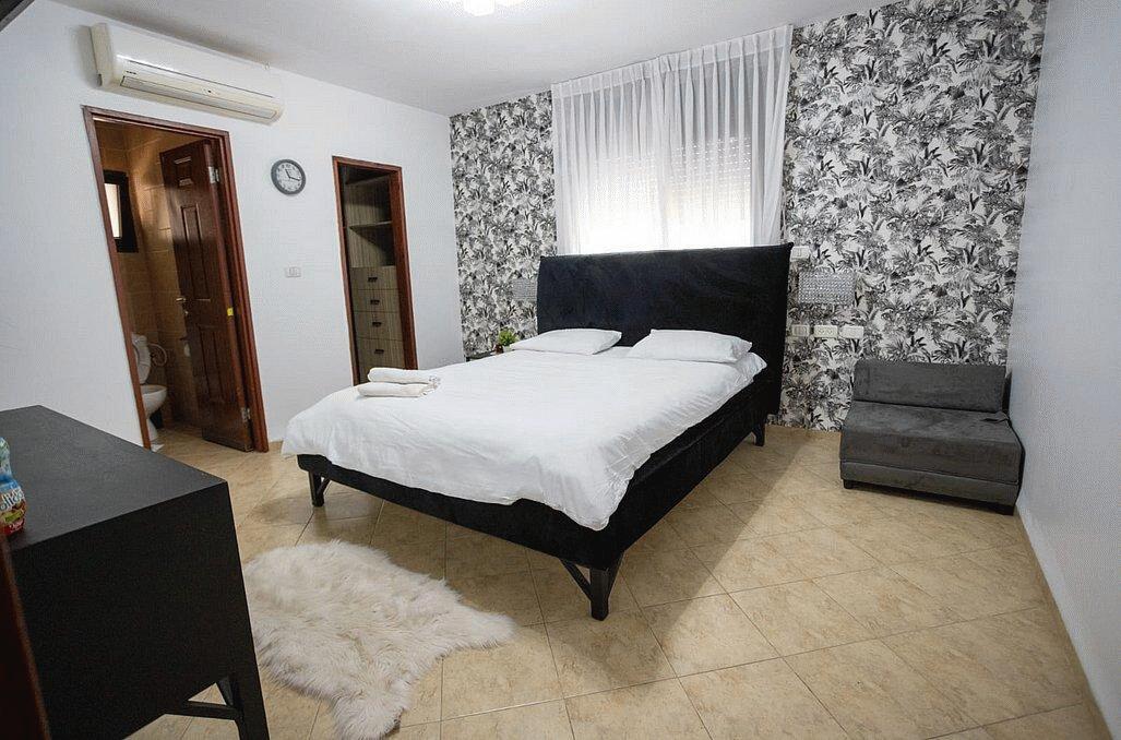 לאקי וילה צפון  7  נופש - וי פור ויקיישן - V for Vacation