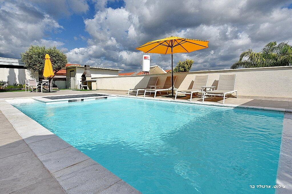 וילה דוריאל צפון  16  נופש - וי פור ויקיישן - V for Vacation