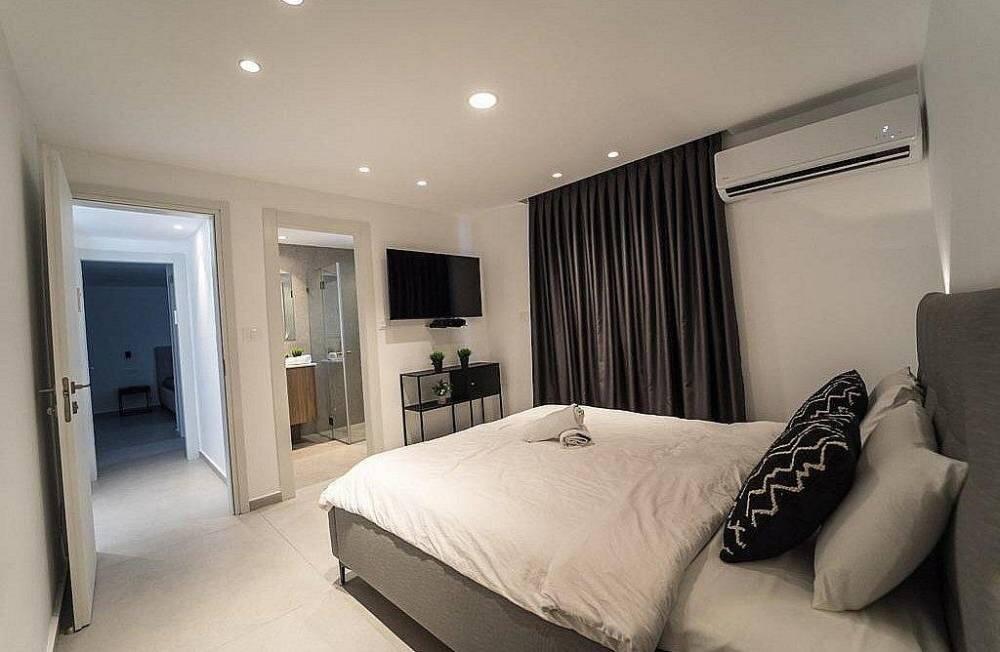 וילה רויאל הום אילת דרום  14  נופש - וי פור ויקיישן - V for Vacation