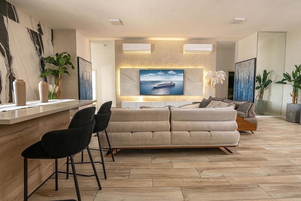 וילה אריאה בלו בוטיק צפון  6  נופש - וי פור ויקיישן - V for Vacation