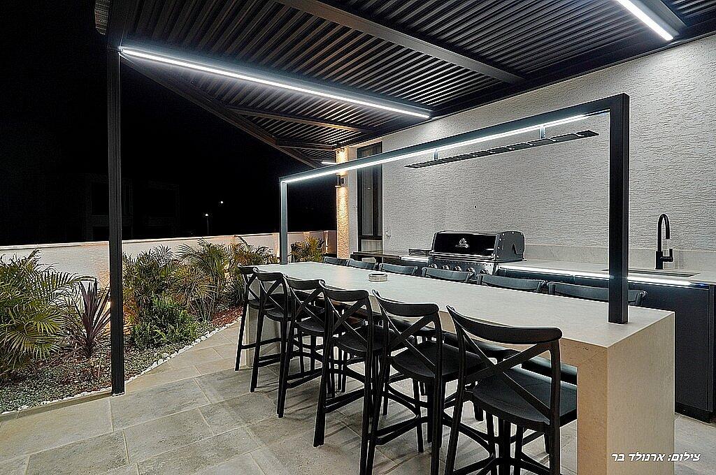 וילה הלליה צפון  50  נופש - וי פור ויקיישן - V for Vacation