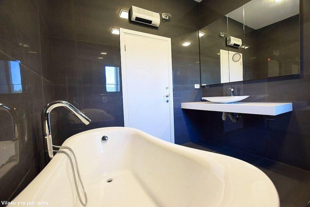 אחוזת ליבי צפון  26  נופש - וי פור ויקיישן - V for Vacation