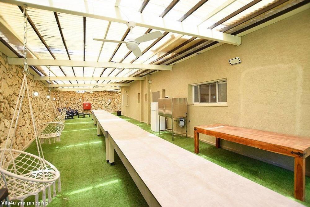 וילה מול הצדיק פקיעין צפון  39  נופש - וי פור ויקיישן - V for Vacation