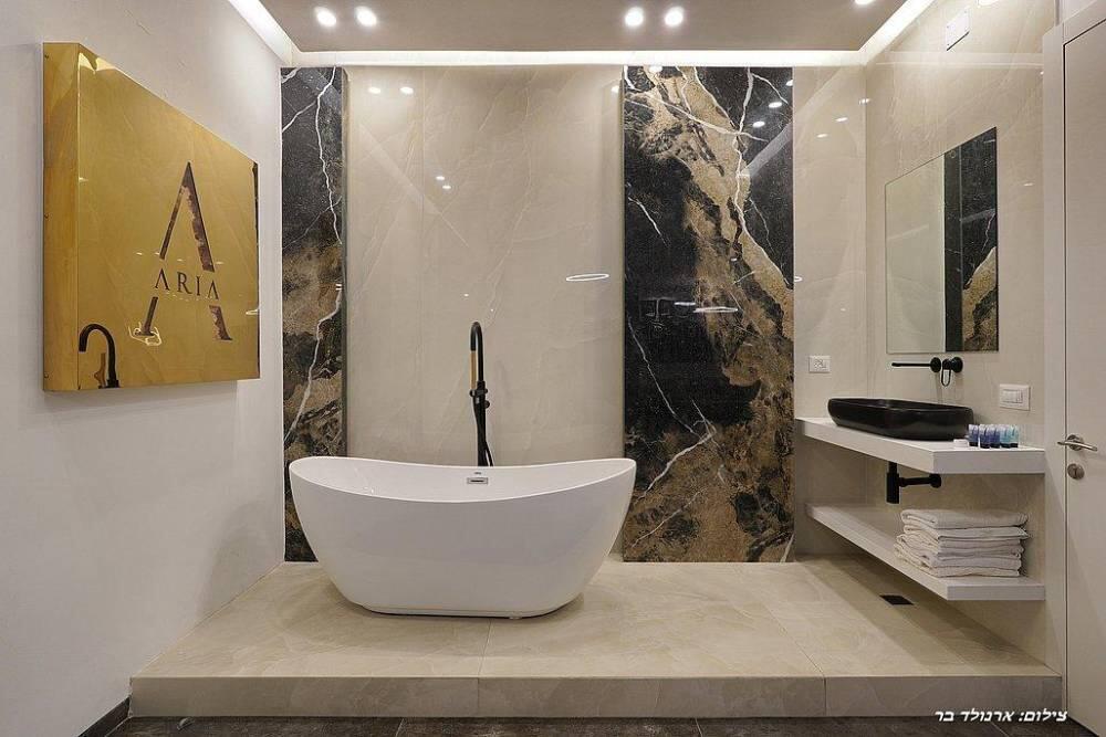 וילה אריא סינמה צפון  12  נופש - וי פור ויקיישן - V for Vacation