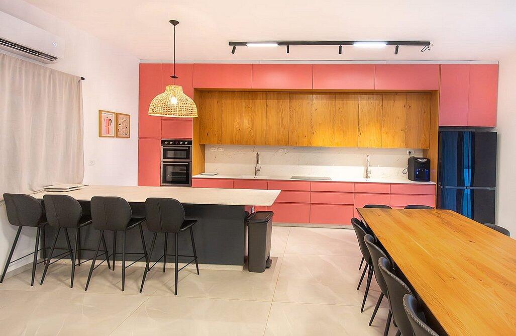 וילה מיכליס צפון  7  נופש - וי פור ויקיישן - V for Vacation