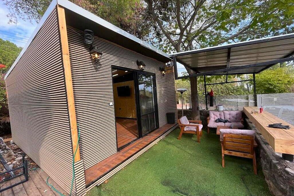 וילה כורזים צפון  9  נופש - וי פור ויקיישן - V for Vacation