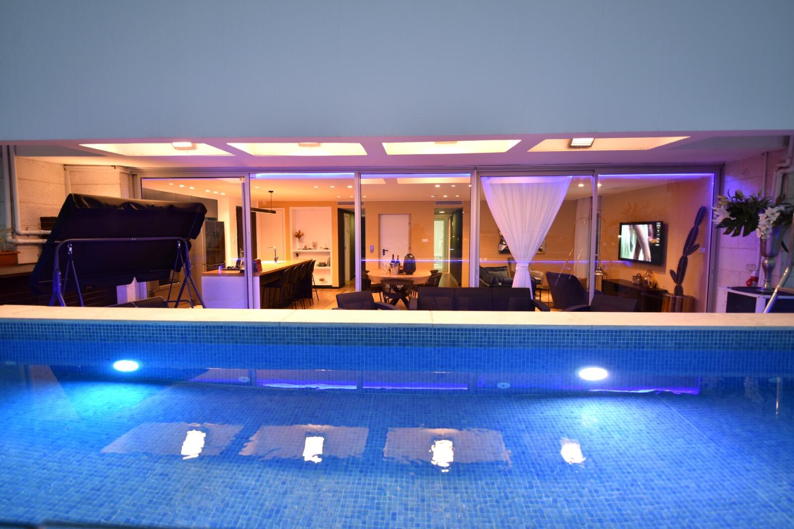 Luxury Penthouses - לקשרי פנטהאוז דרום  2  נופש - וי פור ויקיישן - V for Vacation