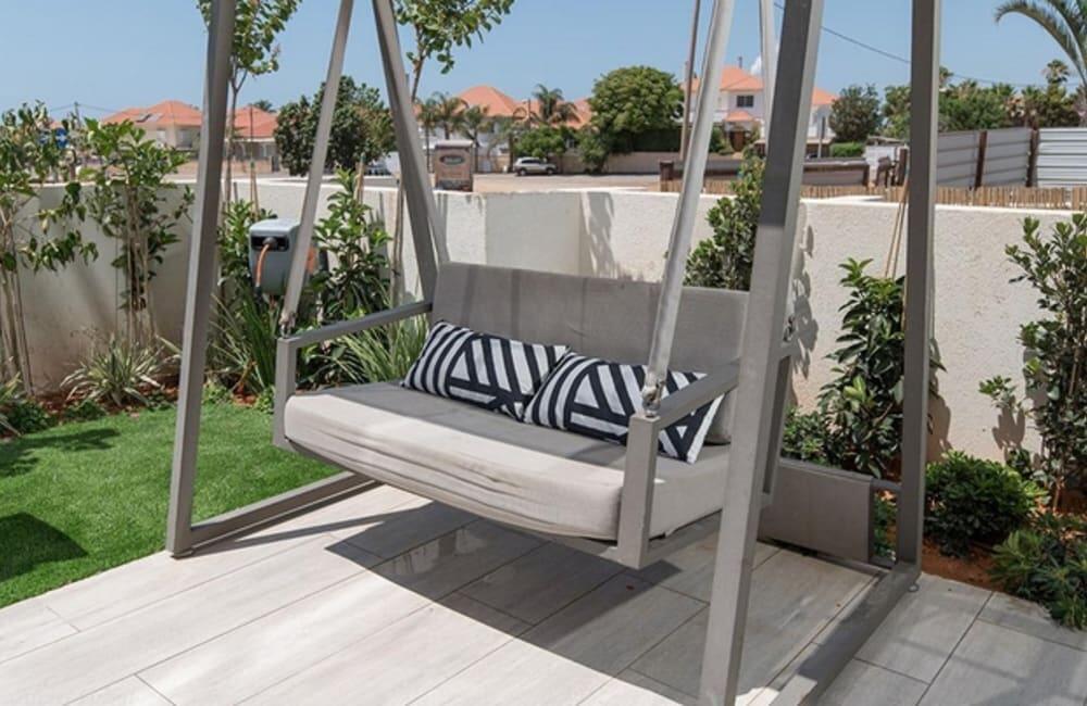 ארכיטקט ביץ האוס מרכז  38  נופש - וי פור ויקיישן - V for Vacation