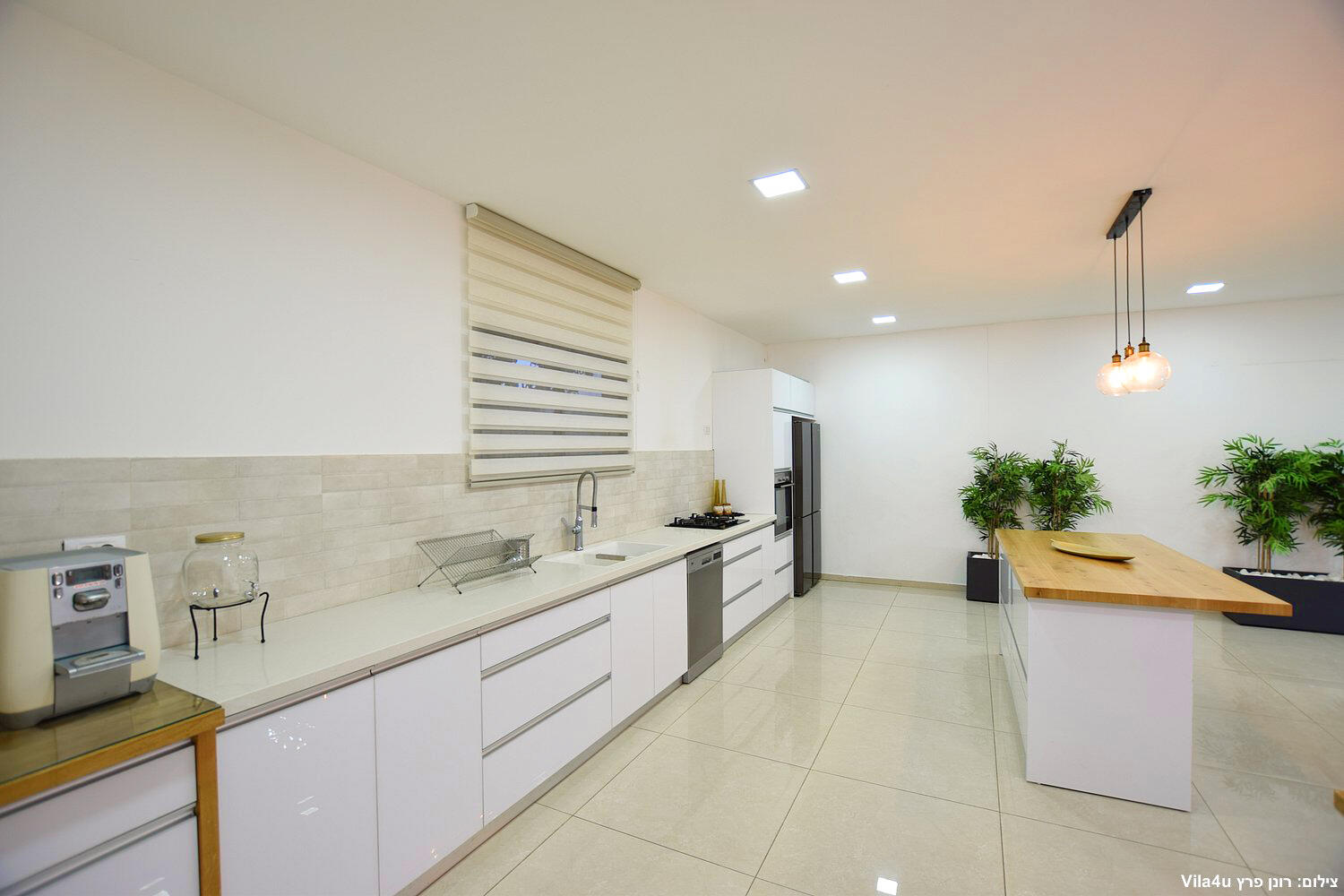 וילה גולד רויאל צפון  14  נופש - וי פור ויקיישן - V for Vacation