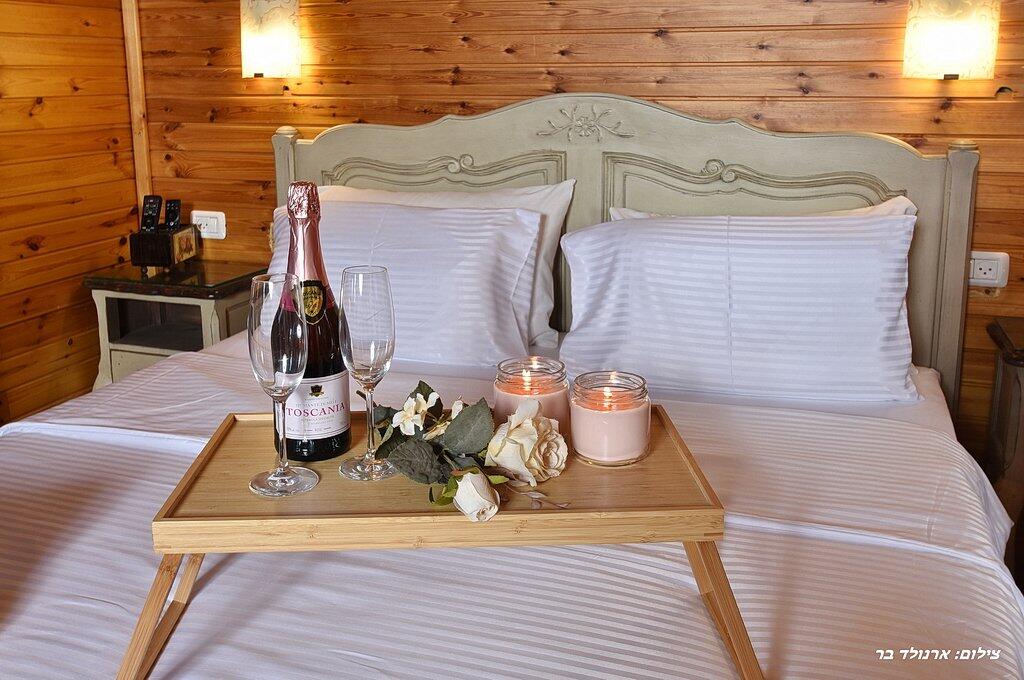 רביד הגליל צפון  16  נופש - וי פור ויקיישן - V for Vacation