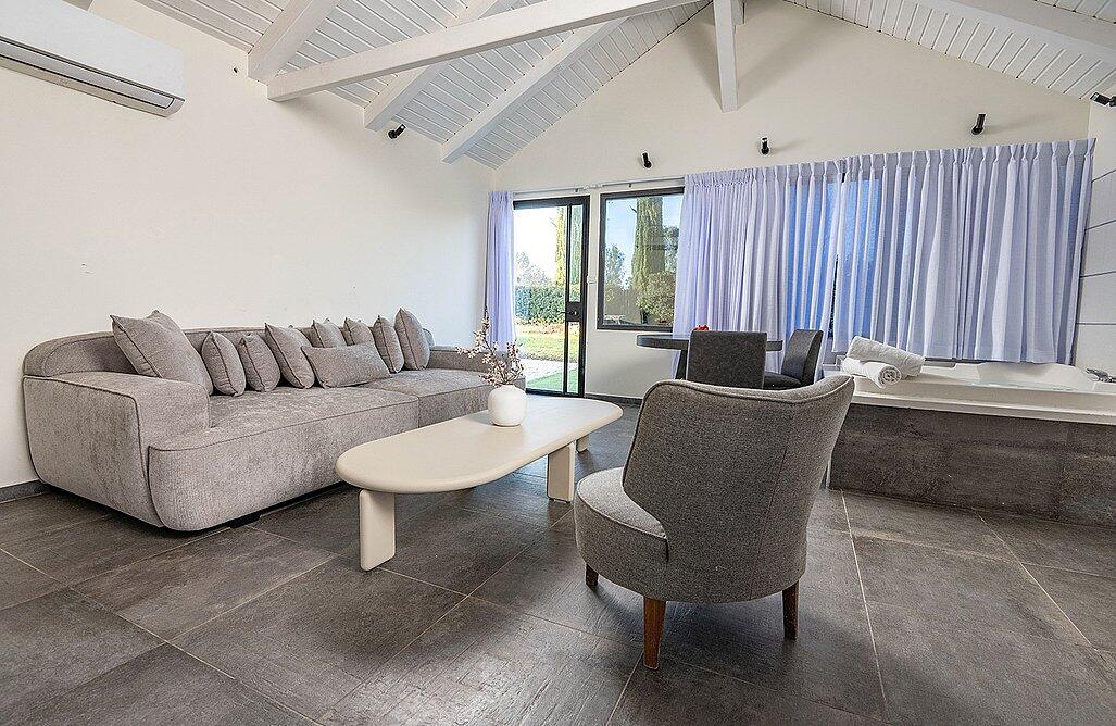 אריאה גליל צפון  16  נופש - וי פור ויקיישן - V for Vacation