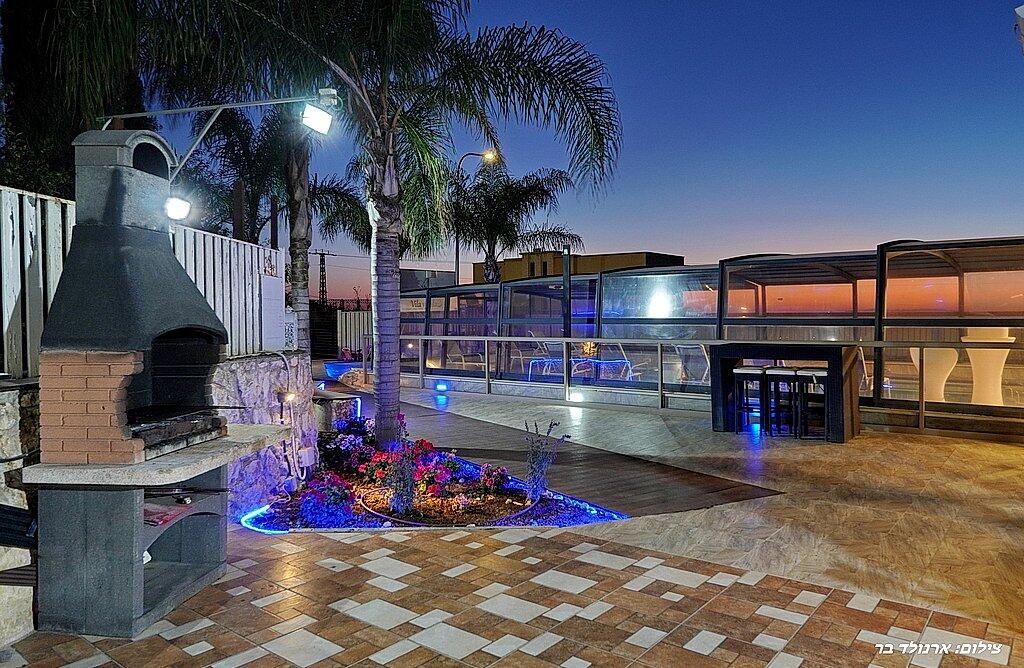 וילה ונילה צפון  41  נופש - וי פור ויקיישן - V for Vacation