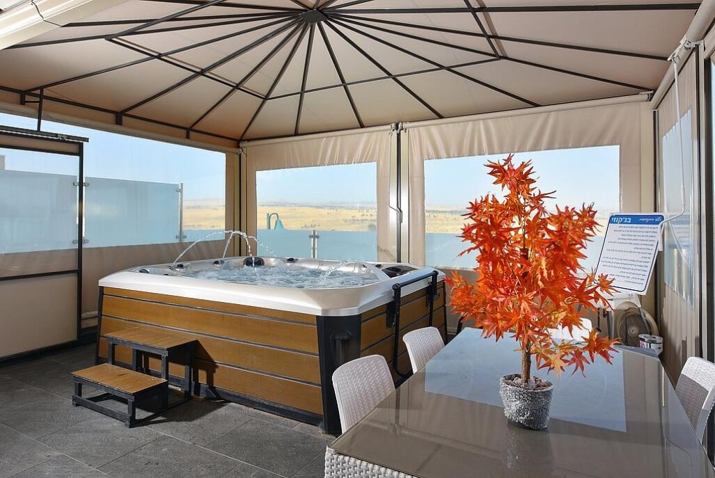 וילה מאיורי בוטיק צפון  47  נופש - וי פור ויקיישן - V for Vacation