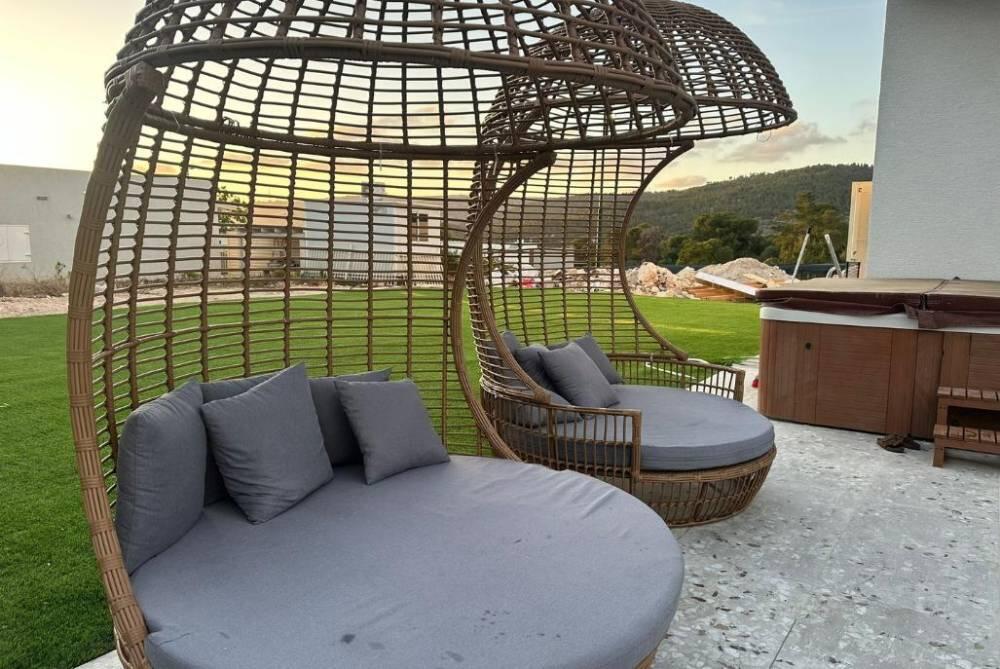 אחוזת אלונים ירכא צפון  18  נופש - וי פור ויקיישן - V for Vacation