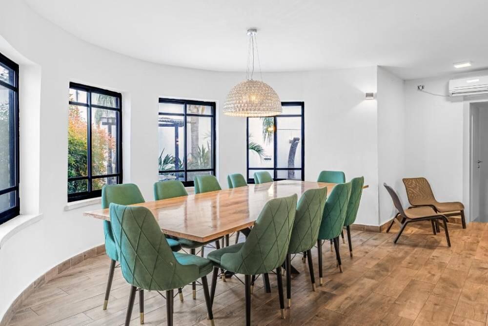 וילה קאסה רויאל צפון  9  נופש - וי פור ויקיישן - V for Vacation