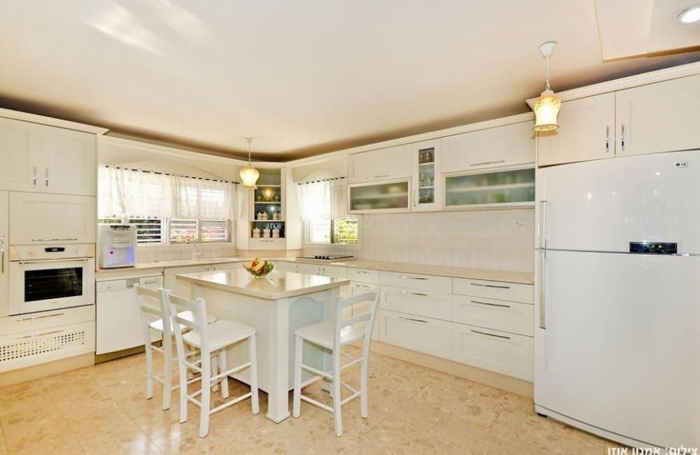 הולידיי פול צפון  6  נופש - וי פור ויקיישן - V for Vacation