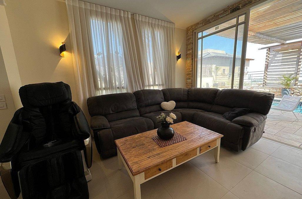 סוויטת גפן בוטיק מרכז  18  נופש - וי פור ויקיישן - V for Vacation