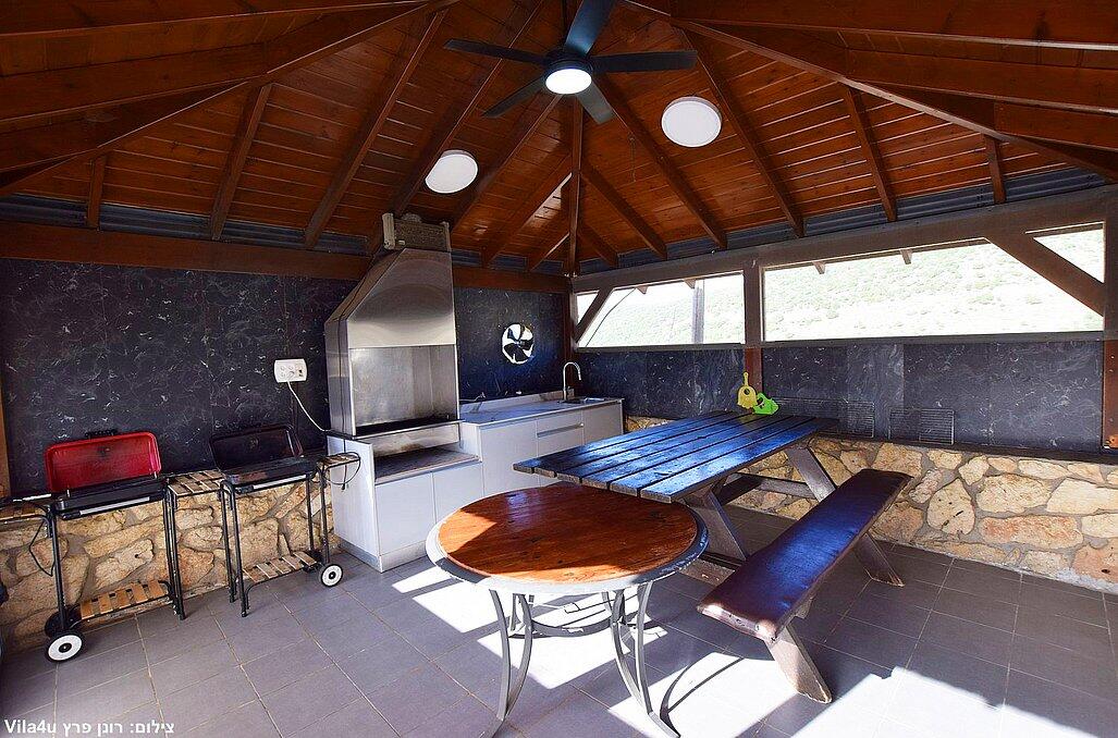 וילה גו צפון  4  נופש - וי פור ויקיישן - V for Vacation