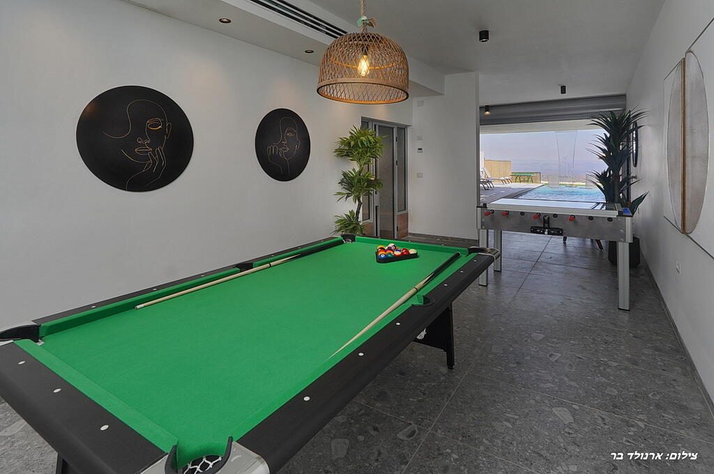 וילה סירקל – Villa Circle צפון  12  נופש - וי פור ויקיישן - V for Vacation