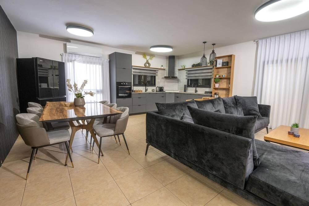 וילה פלואלס בוטיק צפון  9  נופש - וי פור ויקיישן - V for Vacation