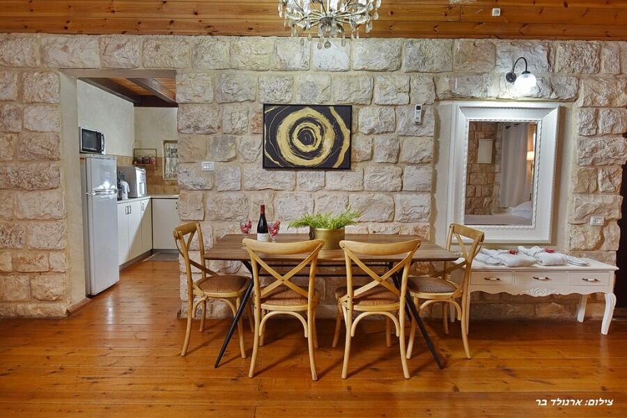 סוויטות חוויה בגורן צפון  5  נופש - וי פור ויקיישן - V for Vacation