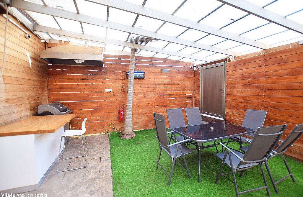 וילה בין הר לים צפון  4  נופש - וי פור ויקיישן - V for Vacation