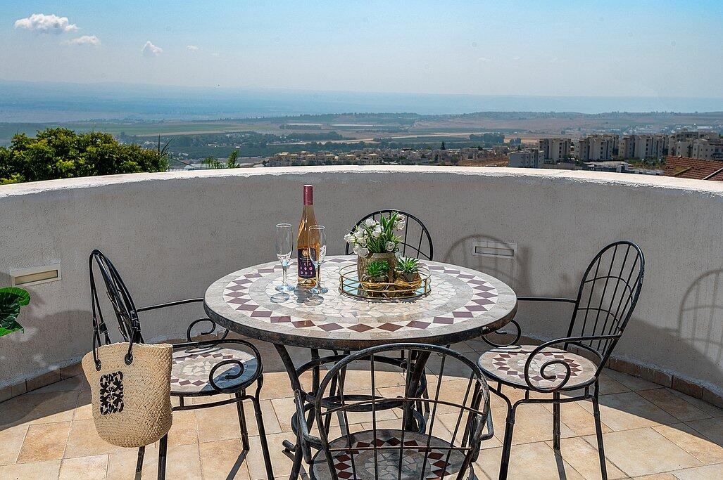 סוויטות הבוסתן הגלילי צפון  19  נופש - וי פור ויקיישן - V for Vacation