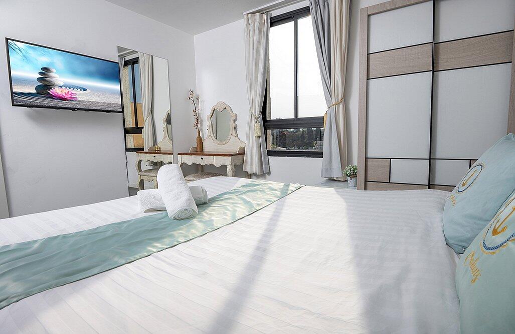 הפנטהאוז של תל אביב מרכז  23  נופש - וי פור ויקיישן - V for Vacation