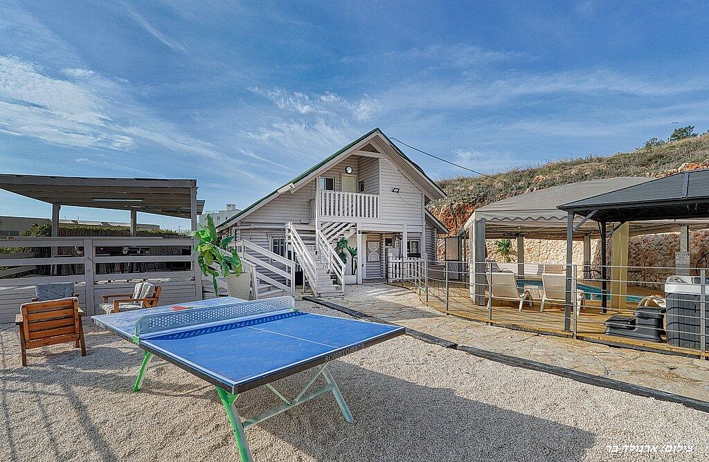 וילה קאלי צפון  3  נופש - וי פור ויקיישן - V for Vacation