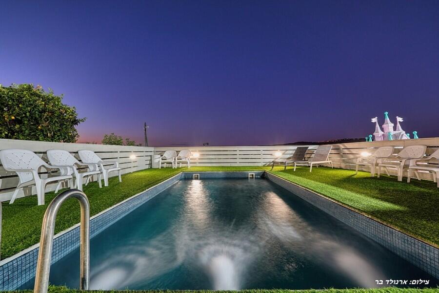 אחוזת נוף אכזיב צפון  23  נופש - וי פור ויקיישן - V for Vacation