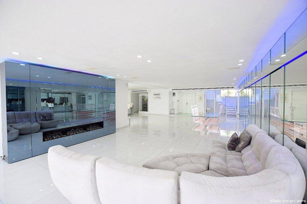 וילה בנגמין על הים מרכז  7  נופש - וי פור ויקיישן - V for Vacation