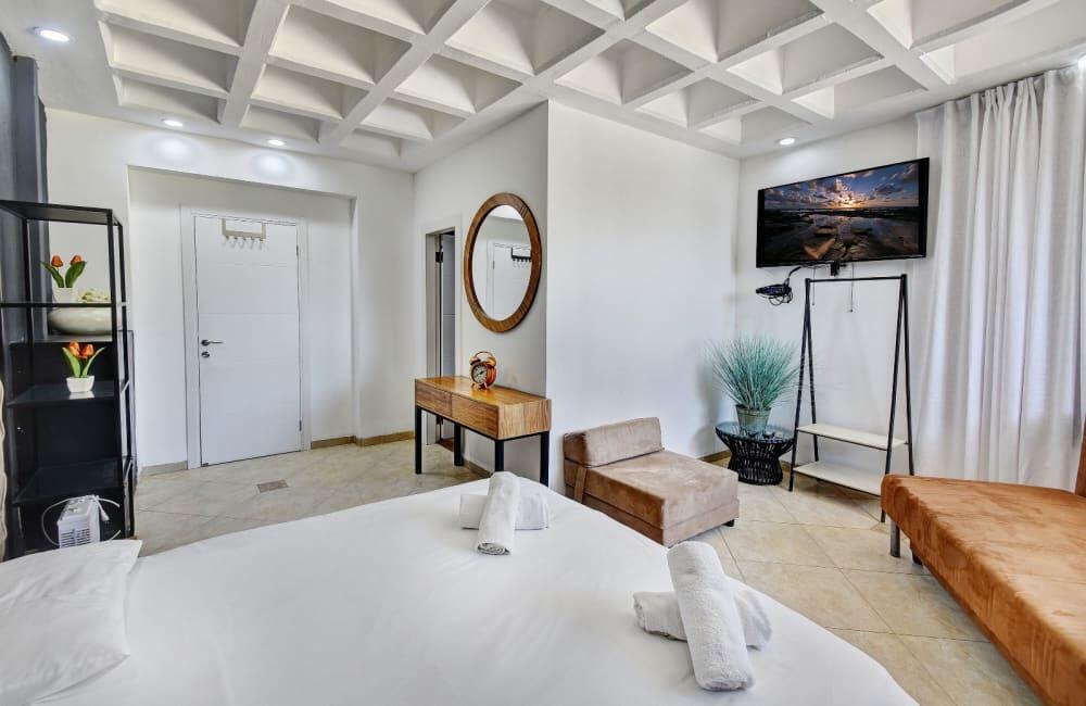 וילה קסטלו צפון  14  נופש - וי פור ויקיישן - V for Vacation