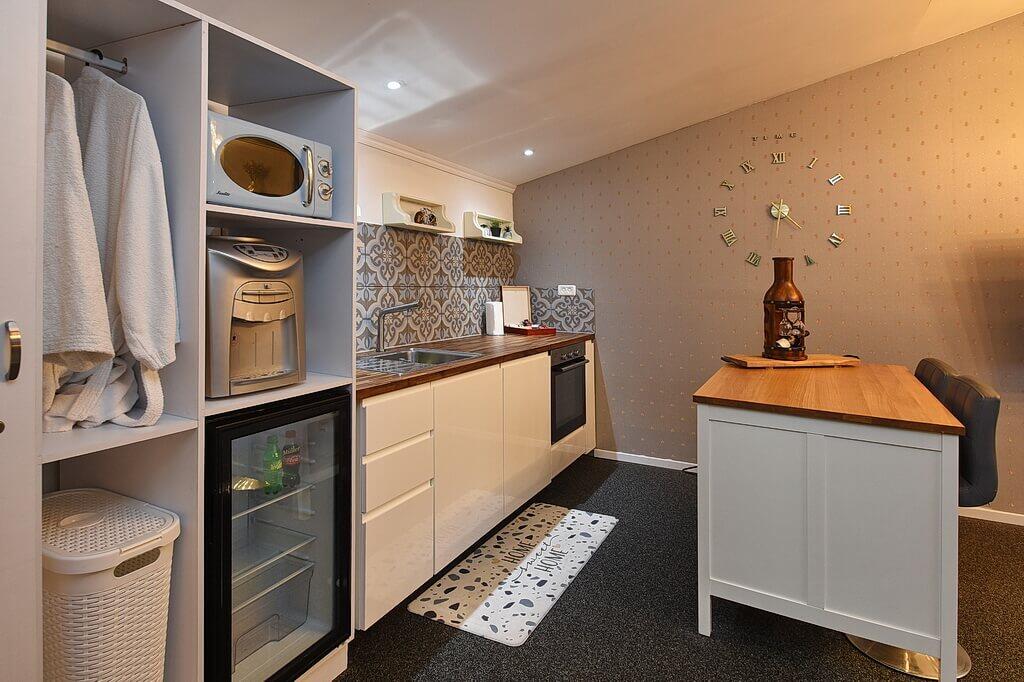 סוויטת איבון צפון  8  נופש - וי פור ויקיישן - V for Vacation